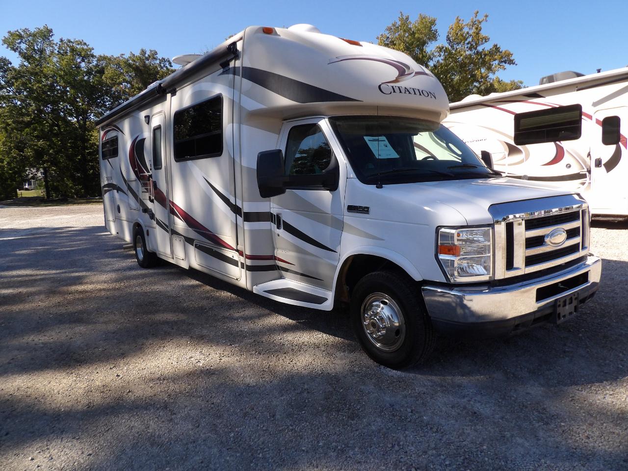 2014 Ford E-Series Cutaway Base