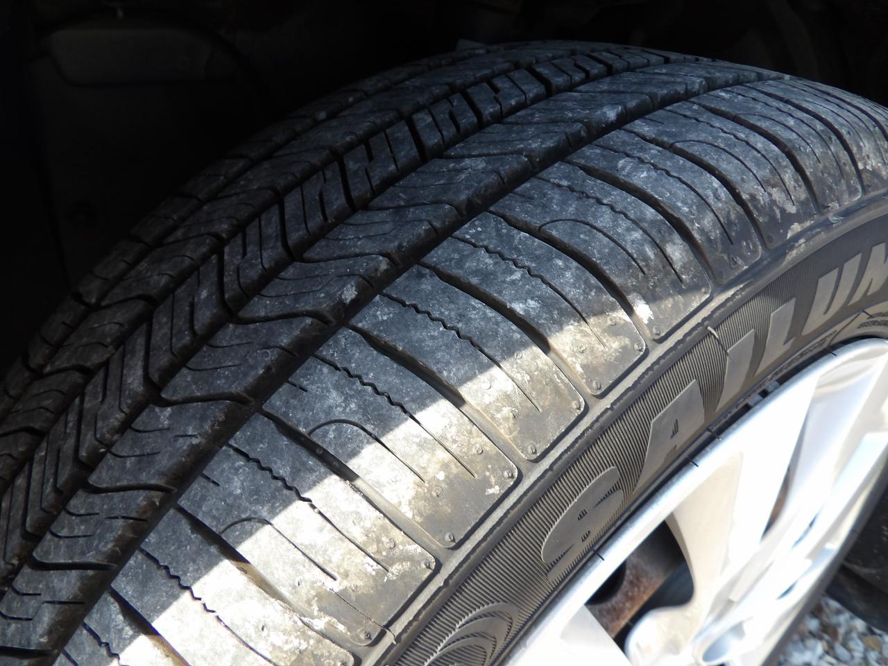 Nissan Sentra 4dr Sdn I4 CVT SV 2016