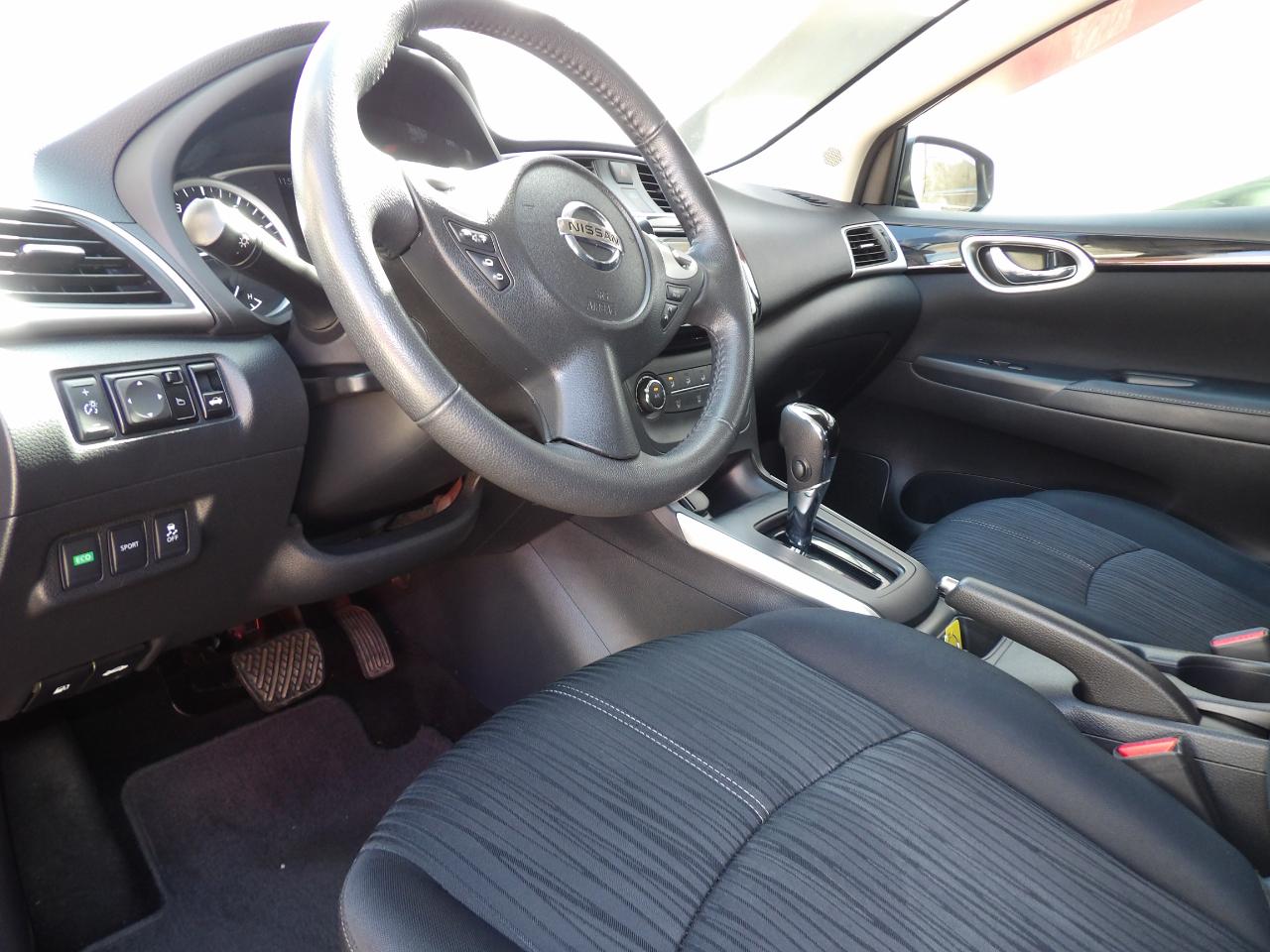 Nissan Sentra 4dr Sdn I4 CVT SV 2016