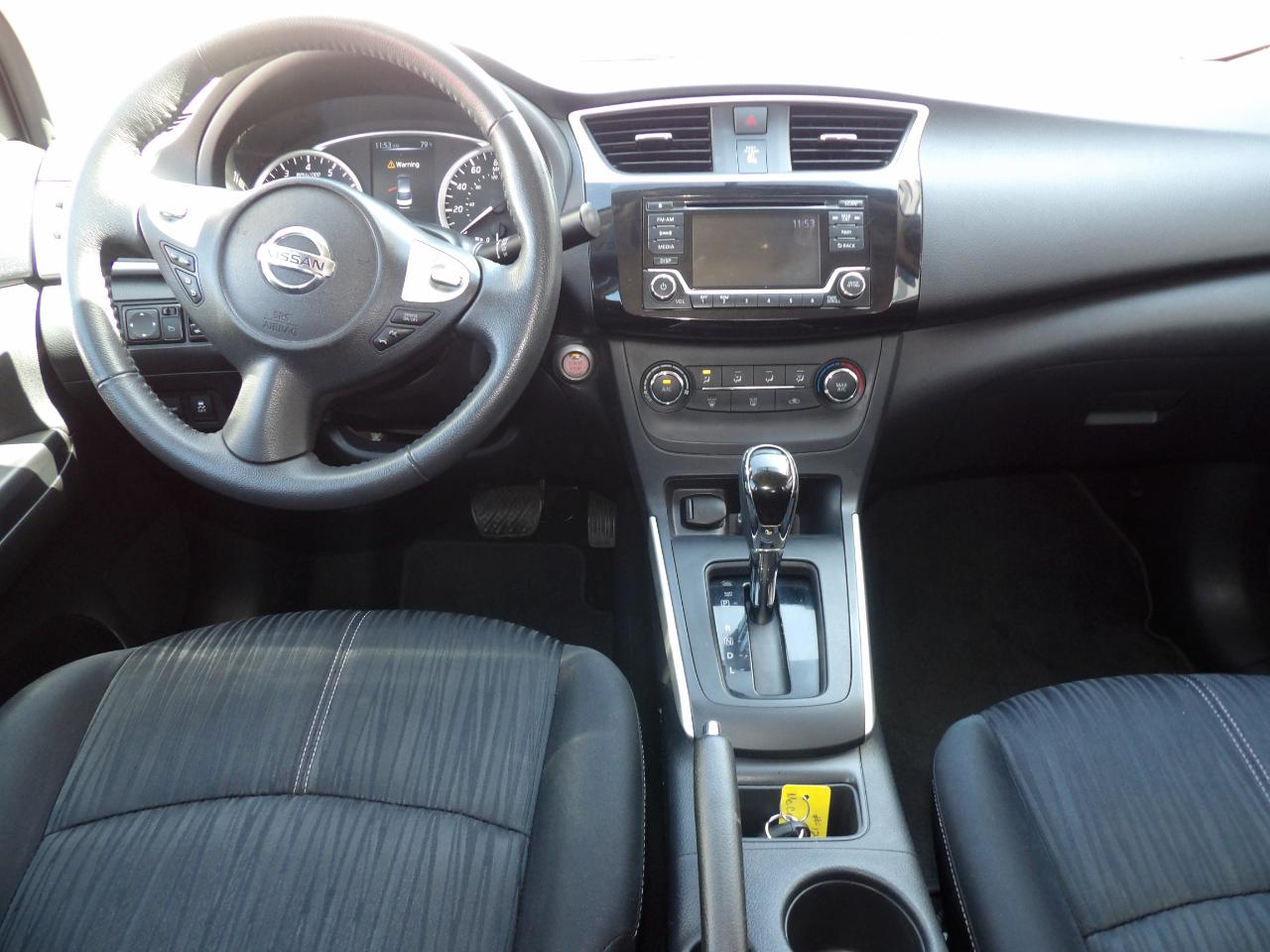 Nissan Sentra 4dr Sdn I4 CVT SV 2016