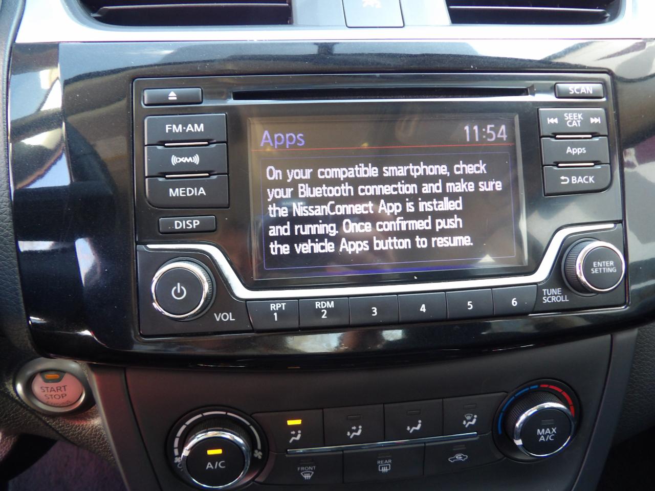 Nissan Sentra 4dr Sdn I4 CVT SV 2016