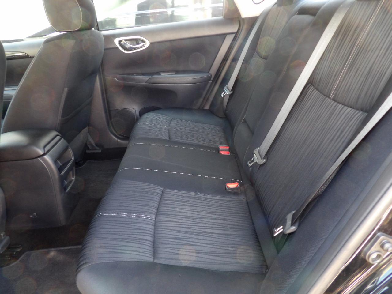 Nissan Sentra 4dr Sdn I4 CVT SV 2016