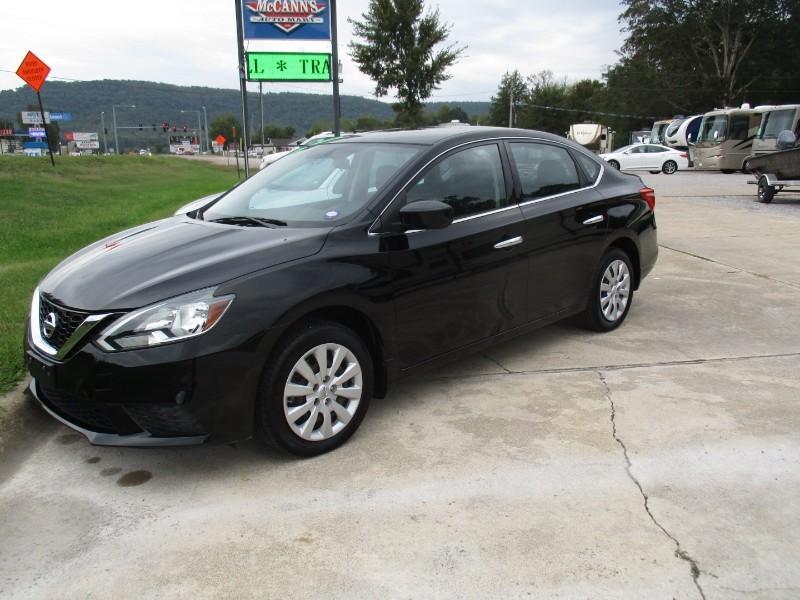 Nissan Sentra 4dr Sdn I4 CVT SV 2016