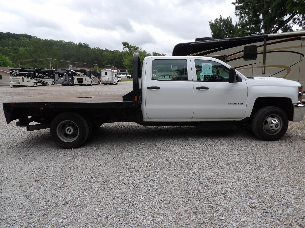 Chevrolet Silverado 3500HD 4WD Crew Cab 171.5" WB, 59.06" CA WT 2018