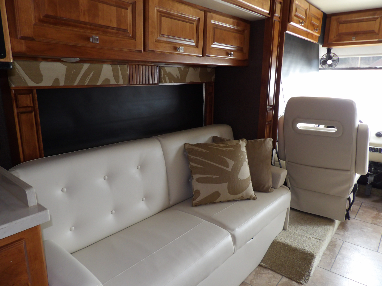 Tiffin Motorhomes Allegro  2015