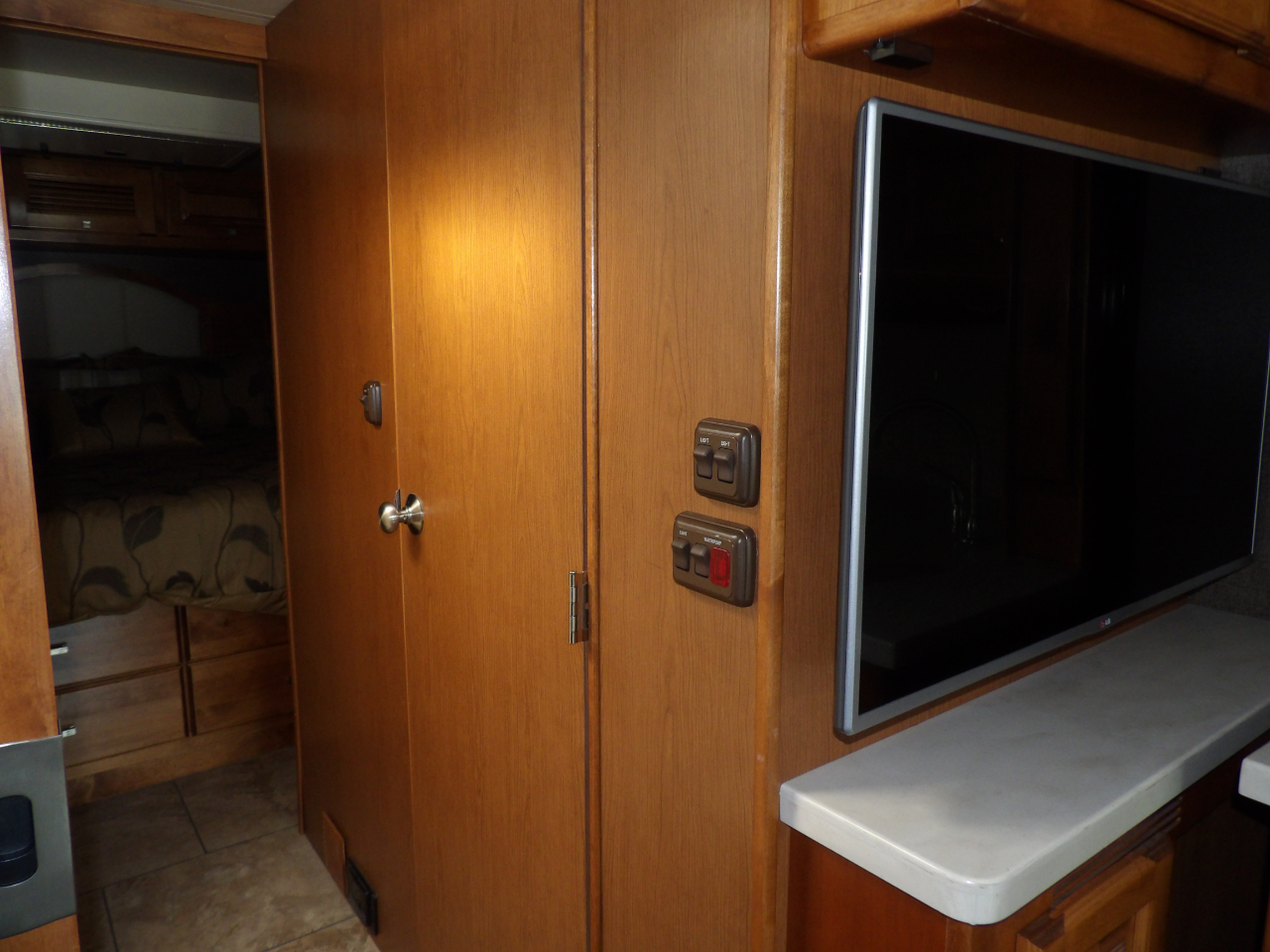 Tiffin Motorhomes Allegro  2015