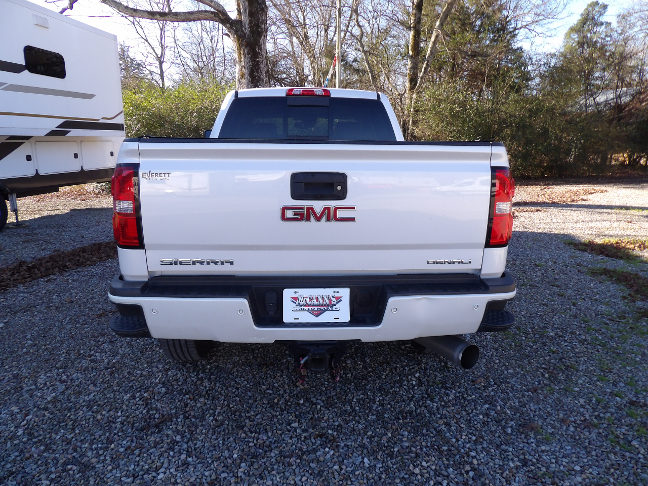 GMC Sierra 2500HD Denali Crew Cab 4WD 2018
