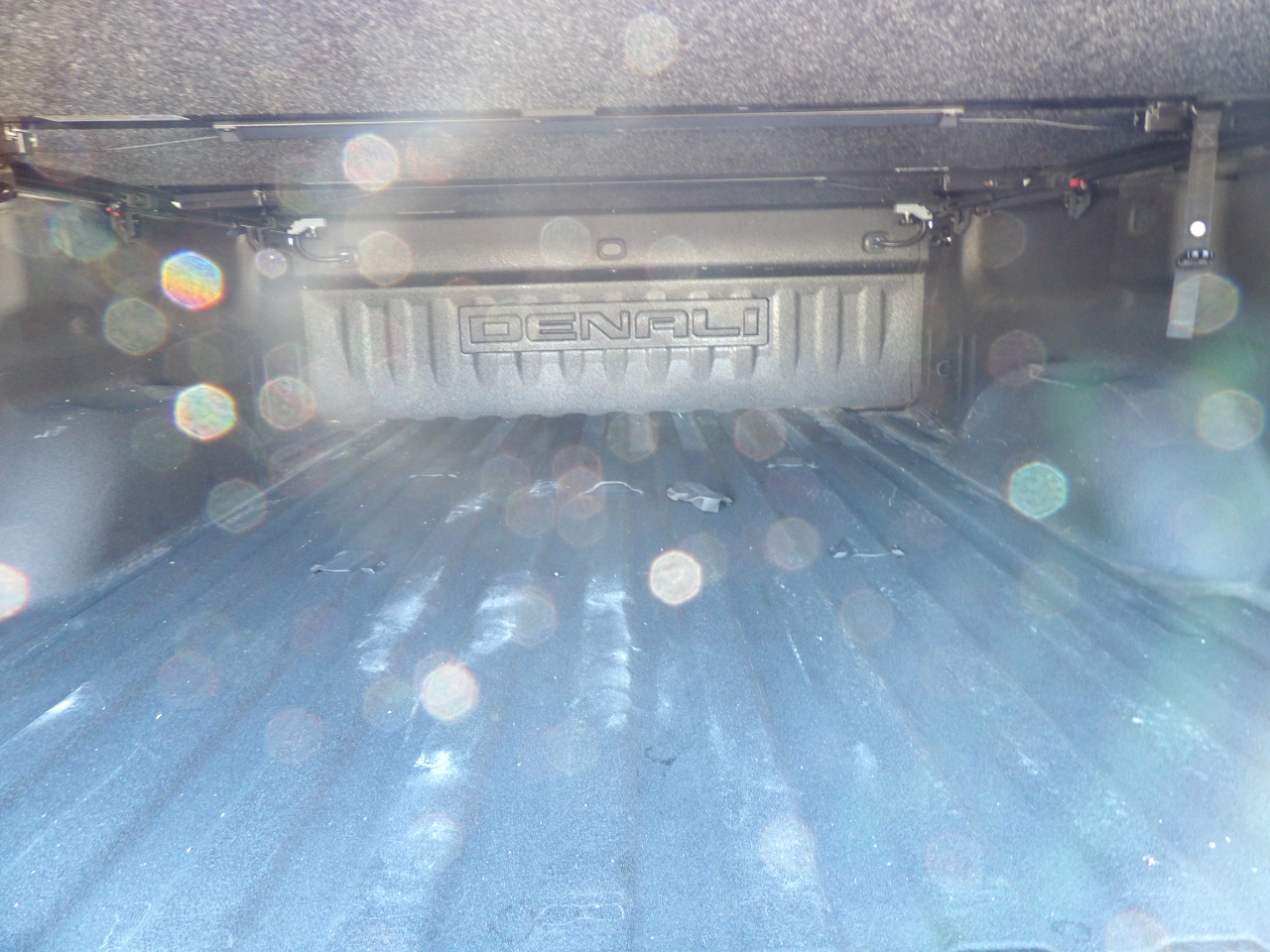 GMC Sierra 2500HD Denali Crew Cab 4WD 2018