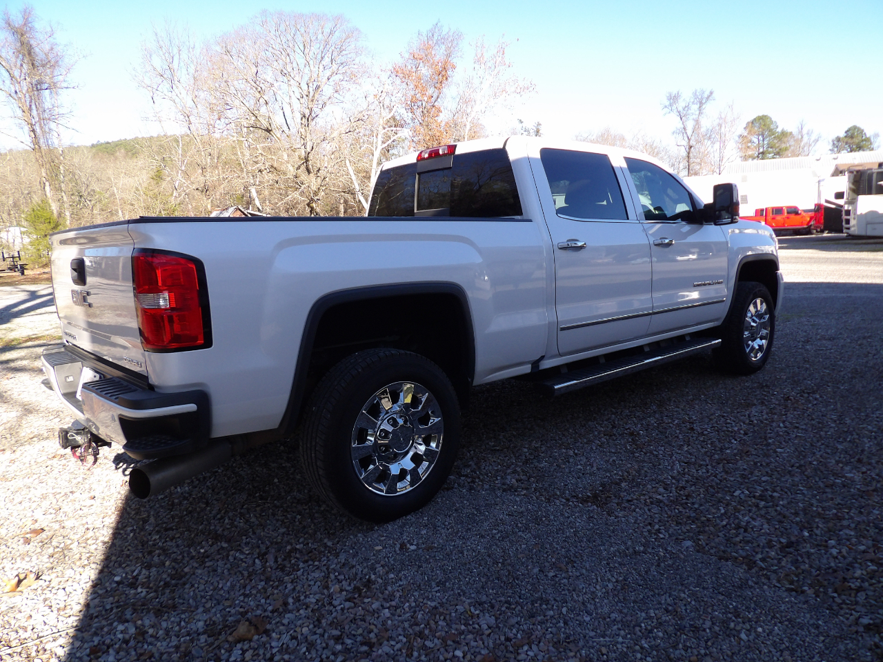 GMC Sierra 2500HD Denali Crew Cab 4WD 2018