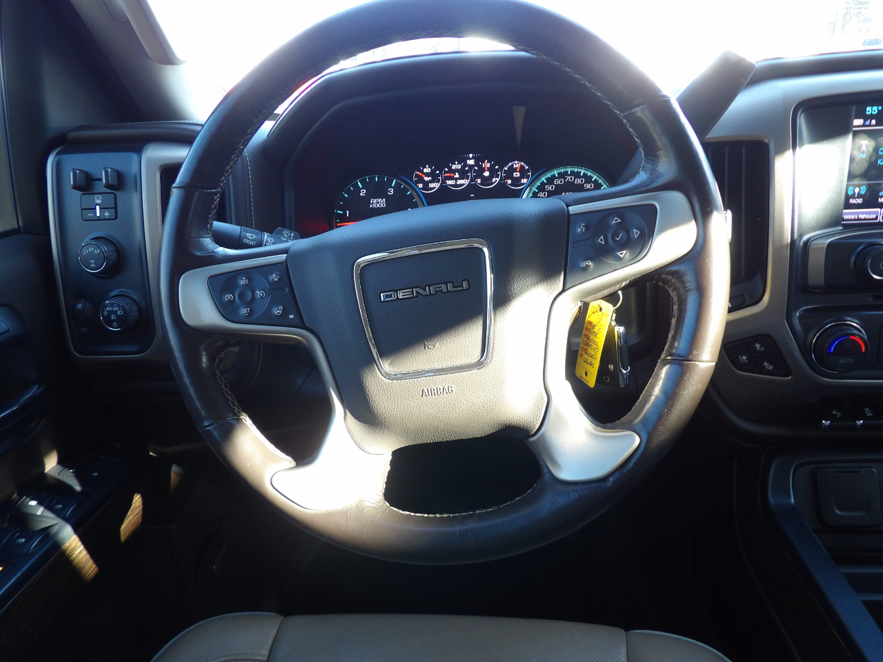 GMC Sierra 2500HD Denali Crew Cab 4WD 2018