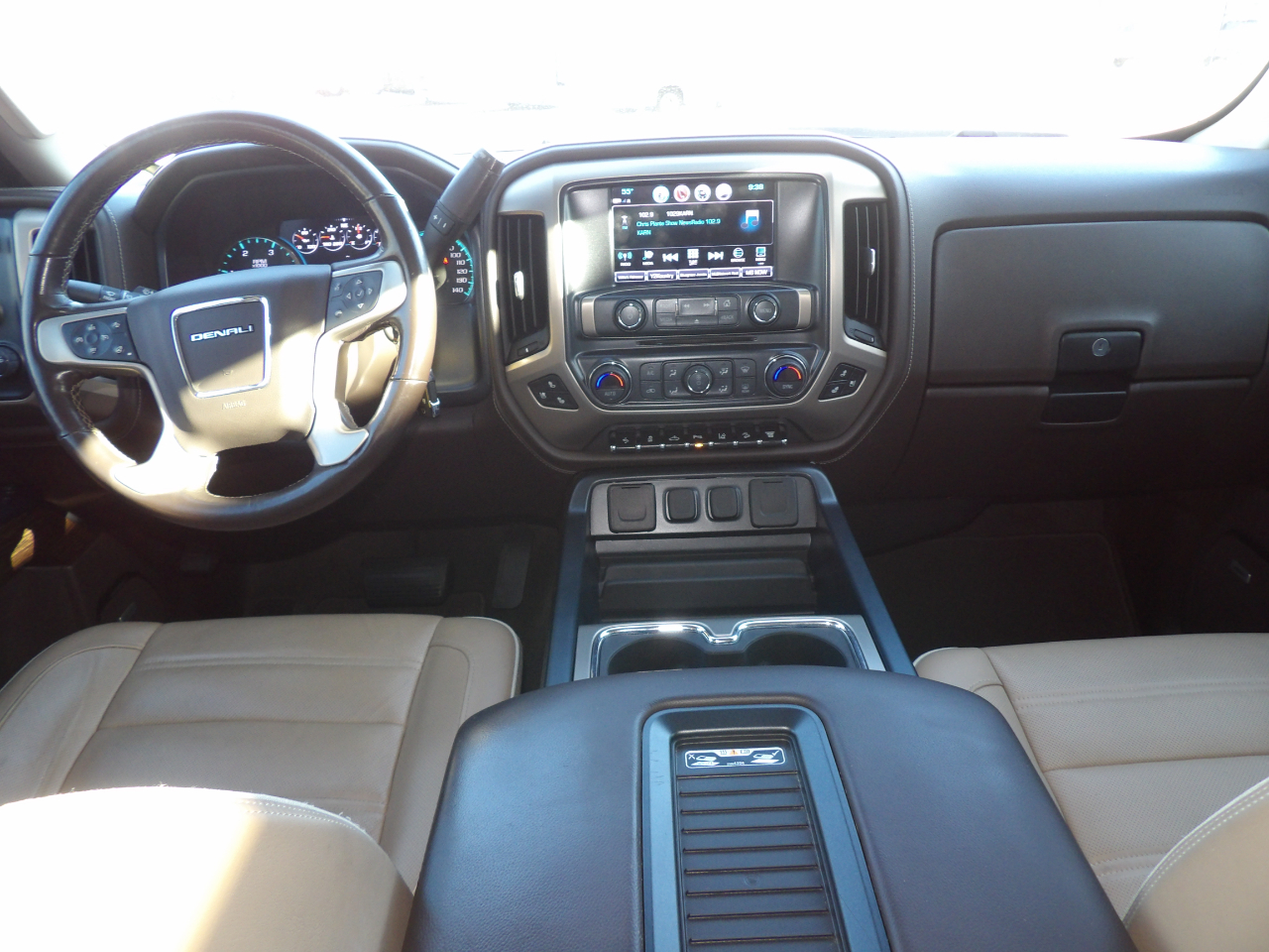 GMC Sierra 2500HD Denali Crew Cab 4WD 2018