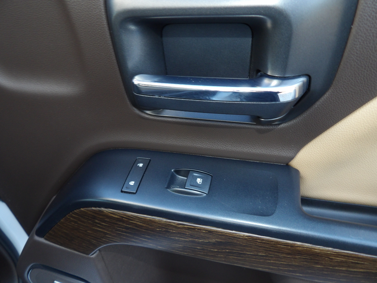 GMC Sierra 2500HD Denali Crew Cab 4WD 2018