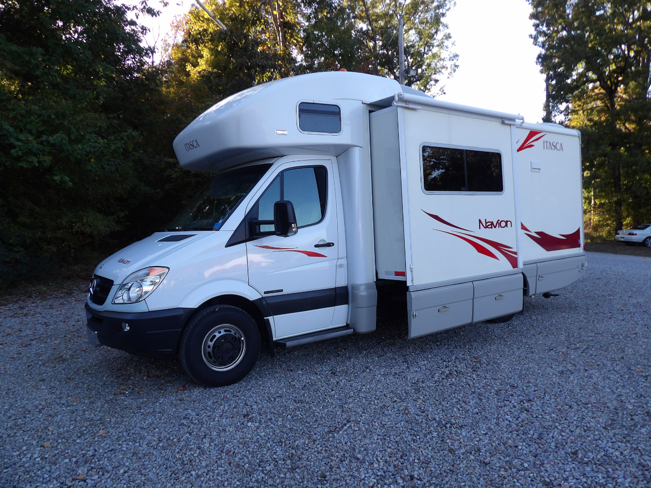 2007 Dodge Sprinter Itasca Navion 24H