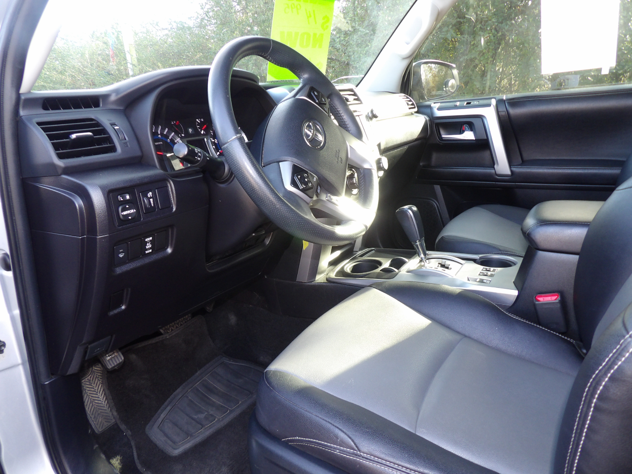 Toyota 4Runner RWD 4dr V6 SR5 Premium (Natl) 2016