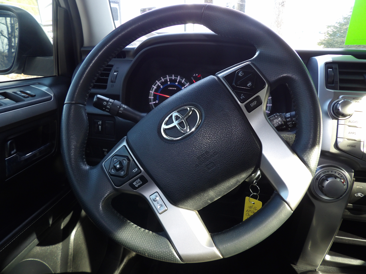 Toyota 4Runner RWD 4dr V6 SR5 Premium (Natl) 2016