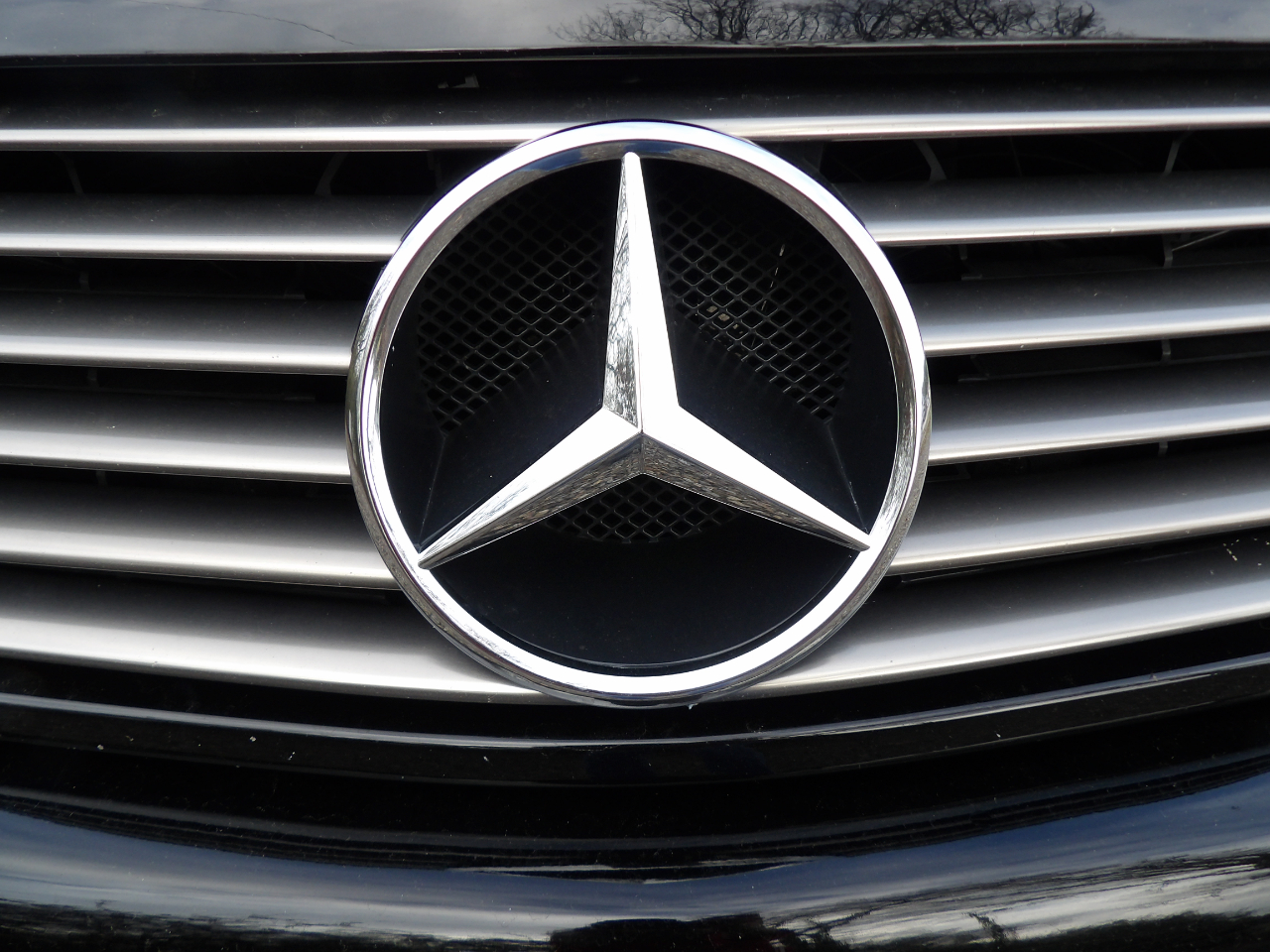 Mercedes-Benz SL-Class 2dr Roadster 5.0L 2000