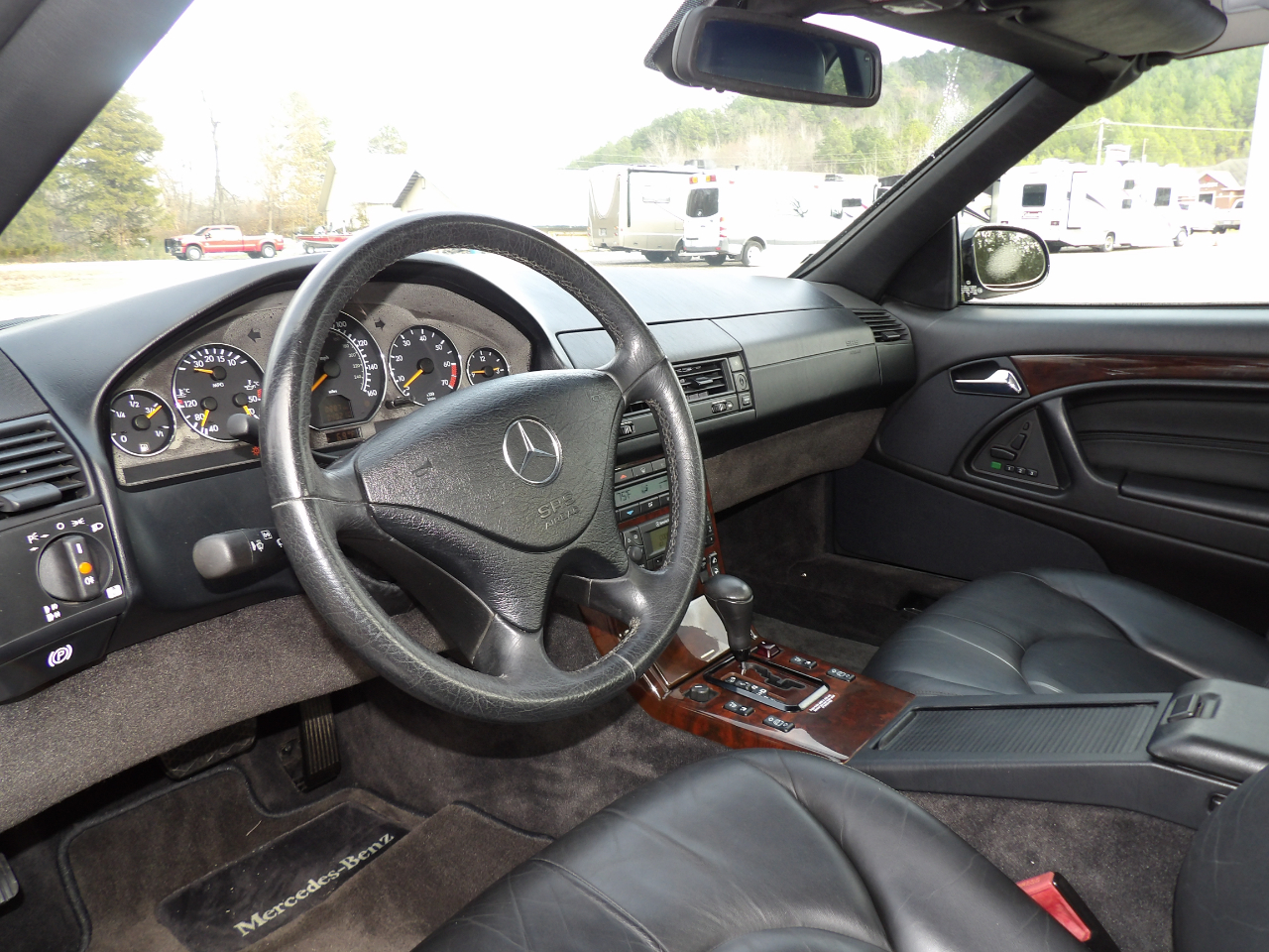 Mercedes-Benz SL-Class 2dr Roadster 5.0L 2000
