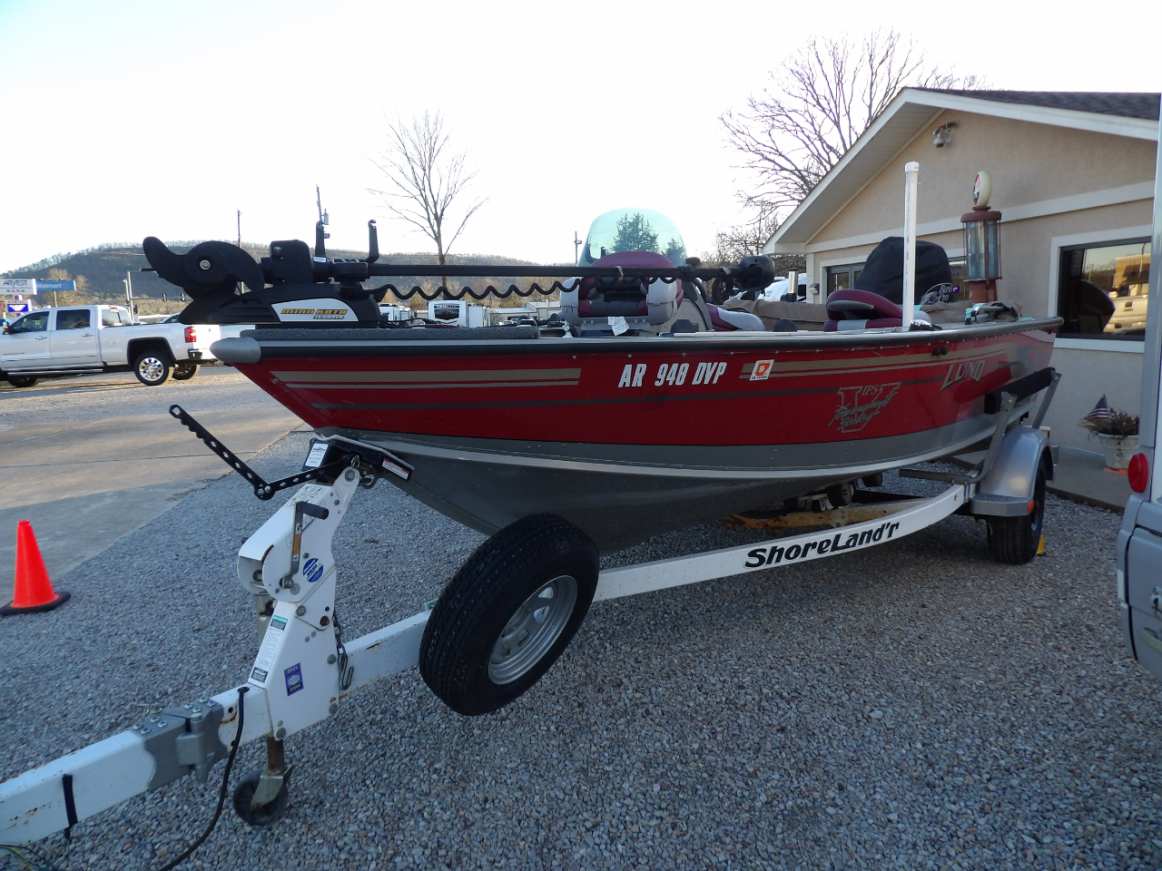 Lund Fisherman 1800  2003