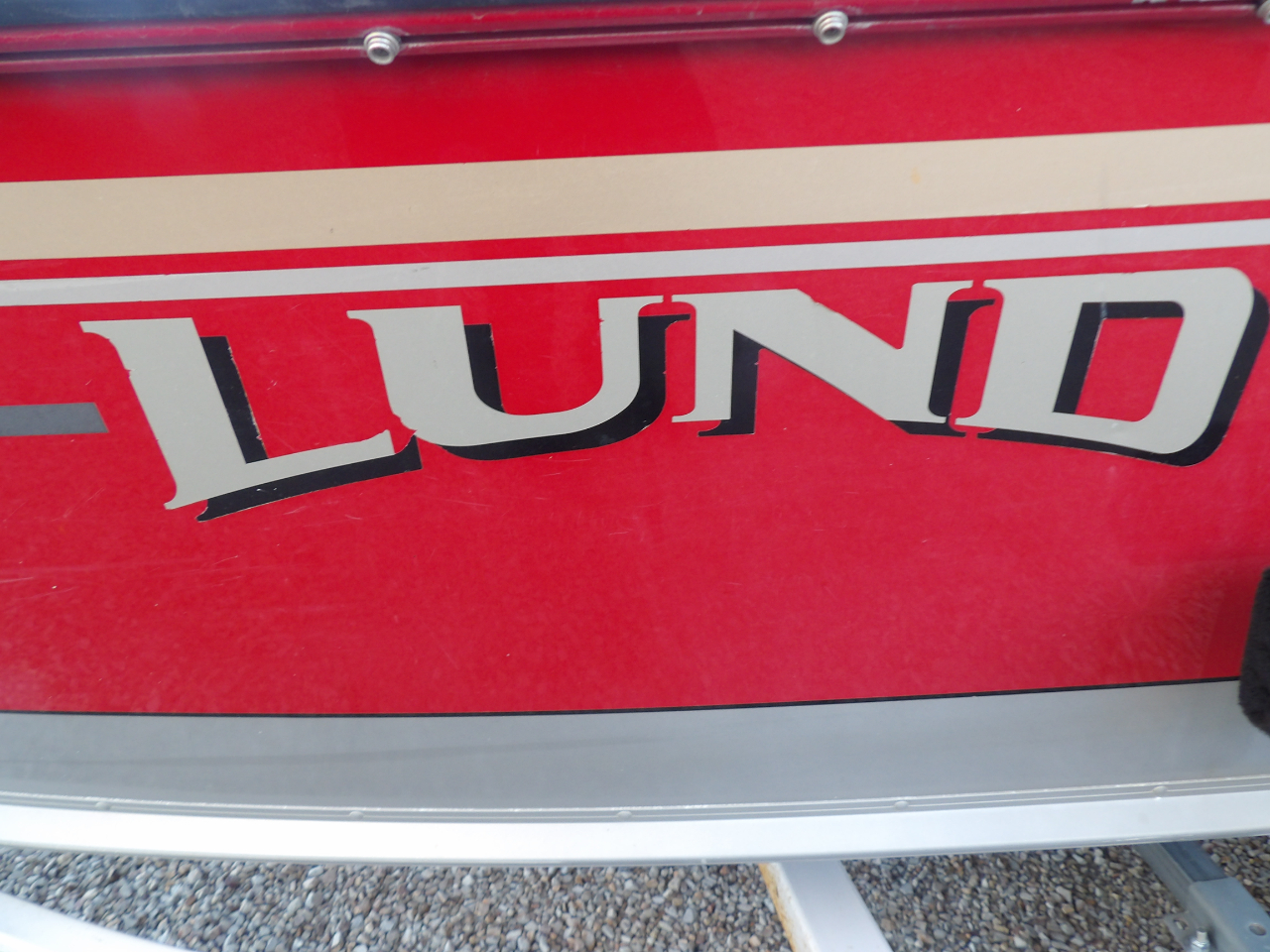 Lund Fisherman 1800  2003