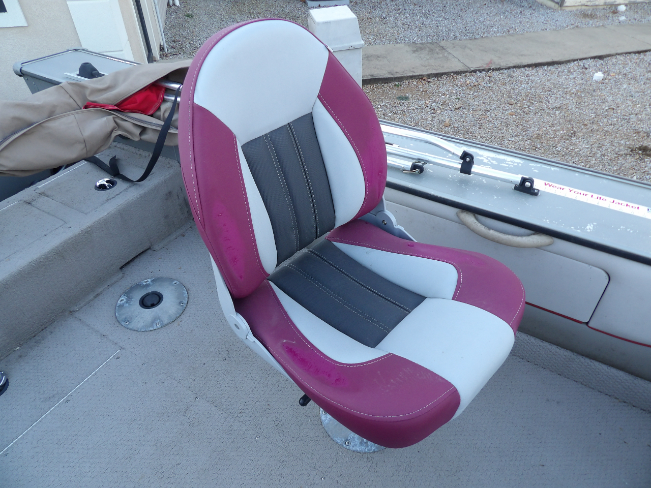 Lund Fisherman 1800  2003