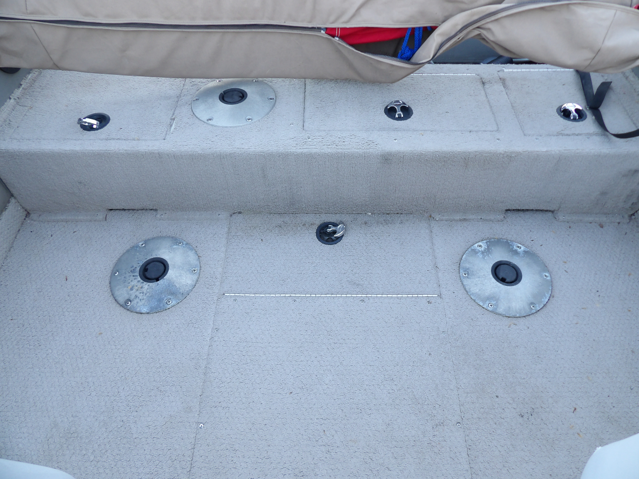 Lund Fisherman 1800  2003