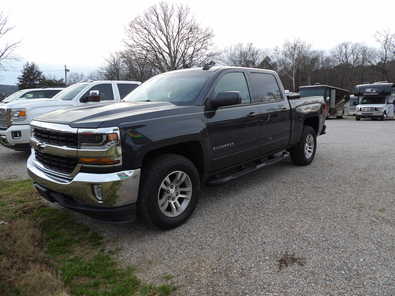 2017 Chevrolet Silverado 1500 4WD Crew Cab 143.5" LT w/1LT