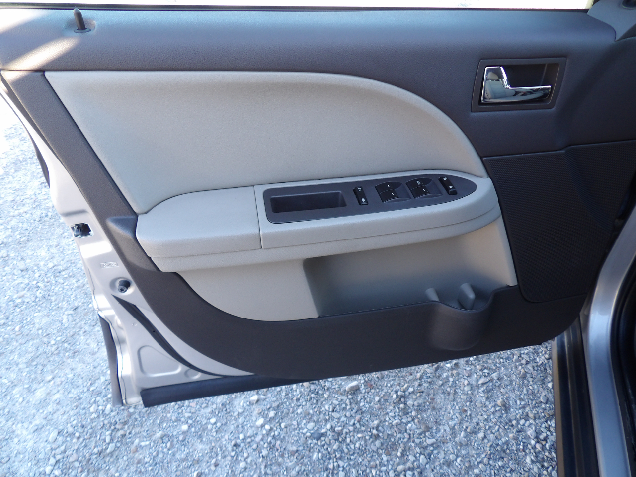 Ford Taurus X 4dr Wgn SEL FWD 2008