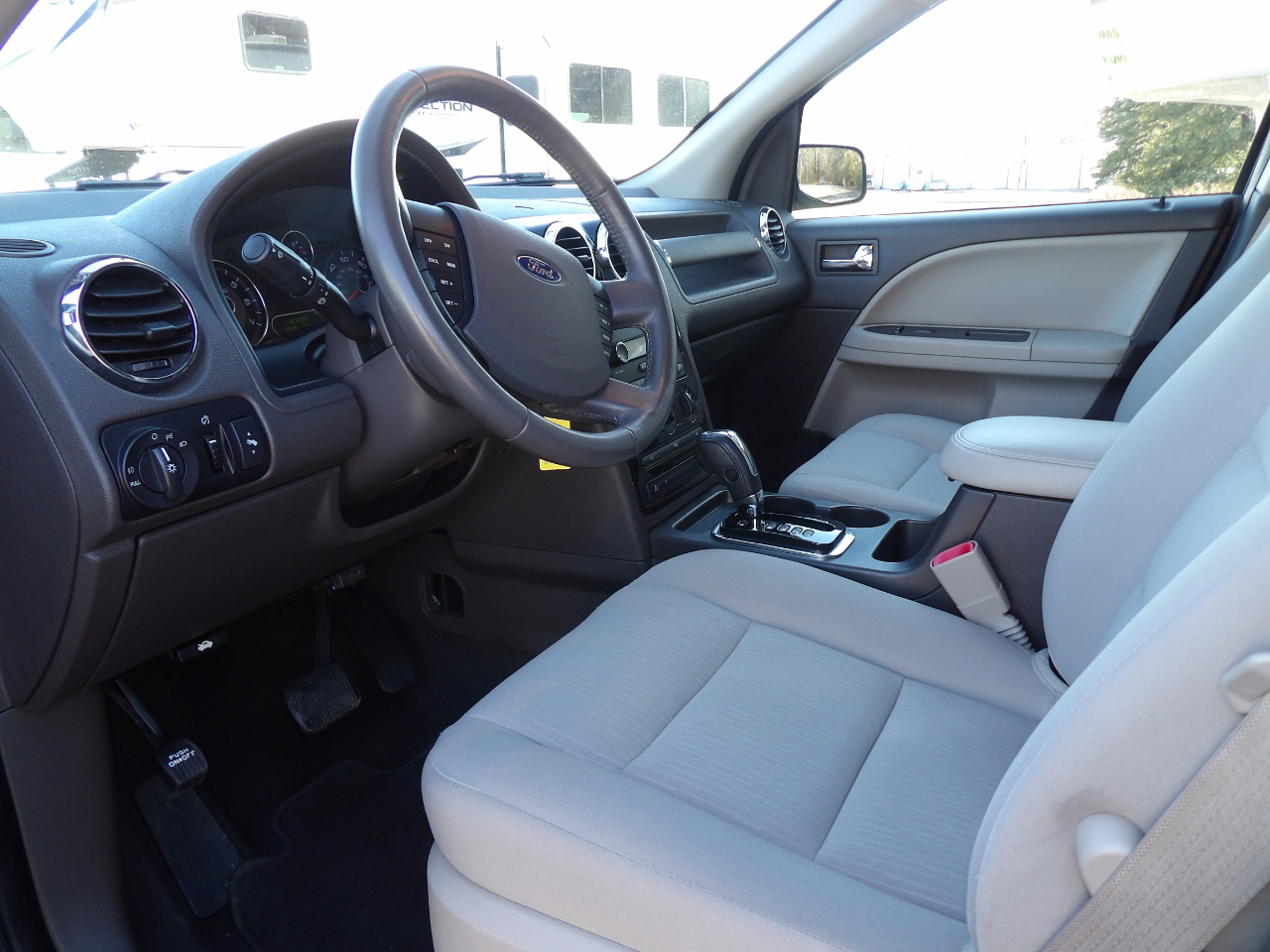 Ford Taurus X 4dr Wgn SEL FWD 2008