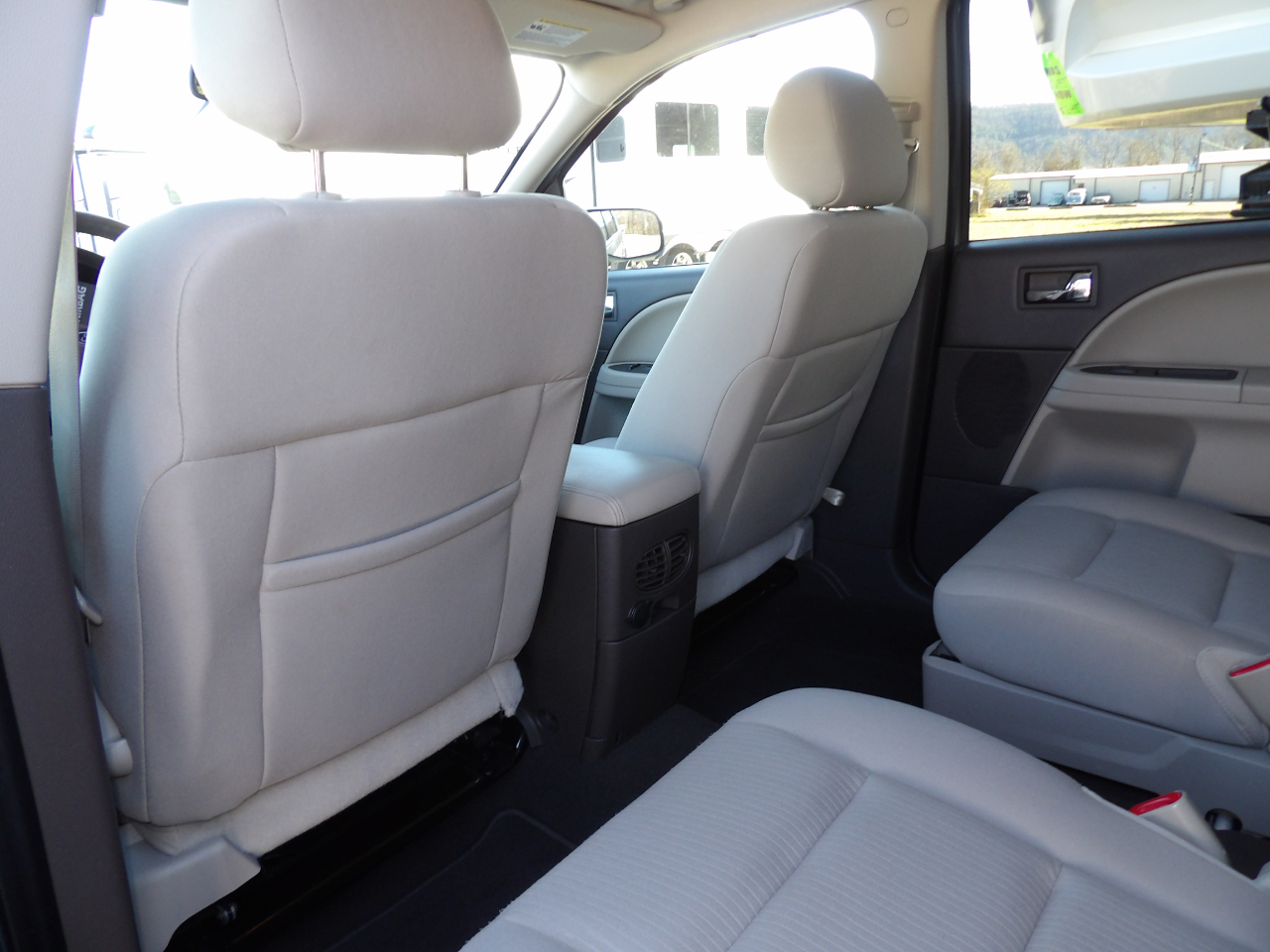 Ford Taurus X 4dr Wgn SEL FWD 2008