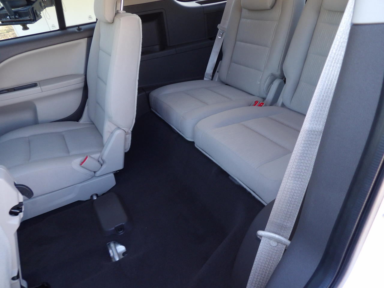 Ford Taurus X 4dr Wgn SEL FWD 2008