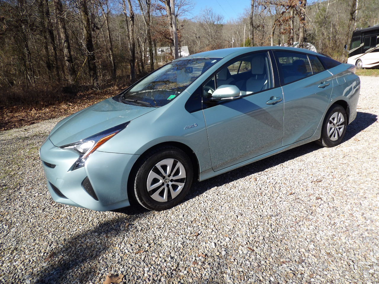 Toyota Prius Four (Natl) 2017