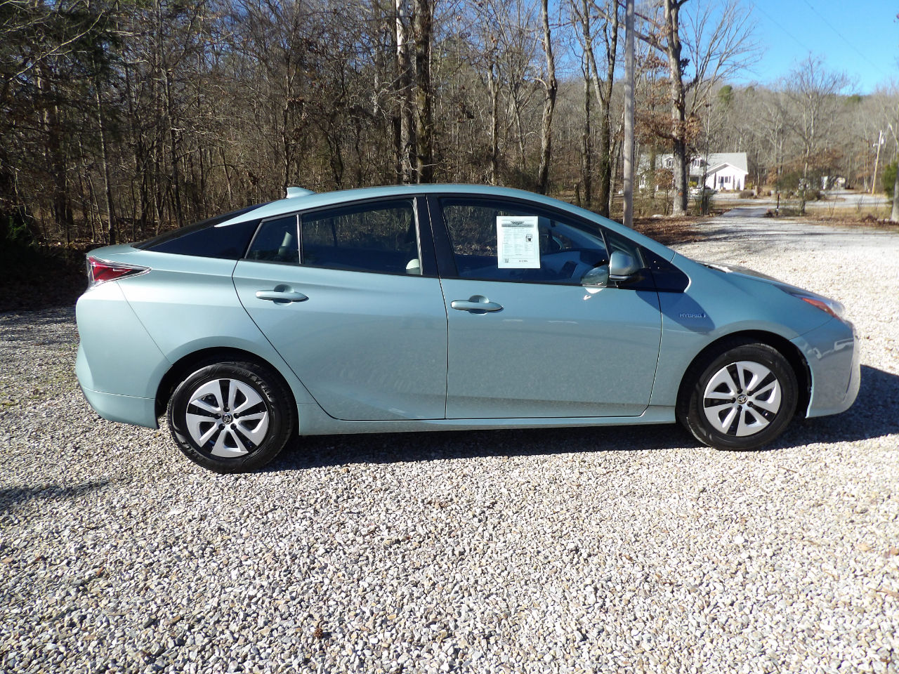 Toyota Prius Four (Natl) 2017