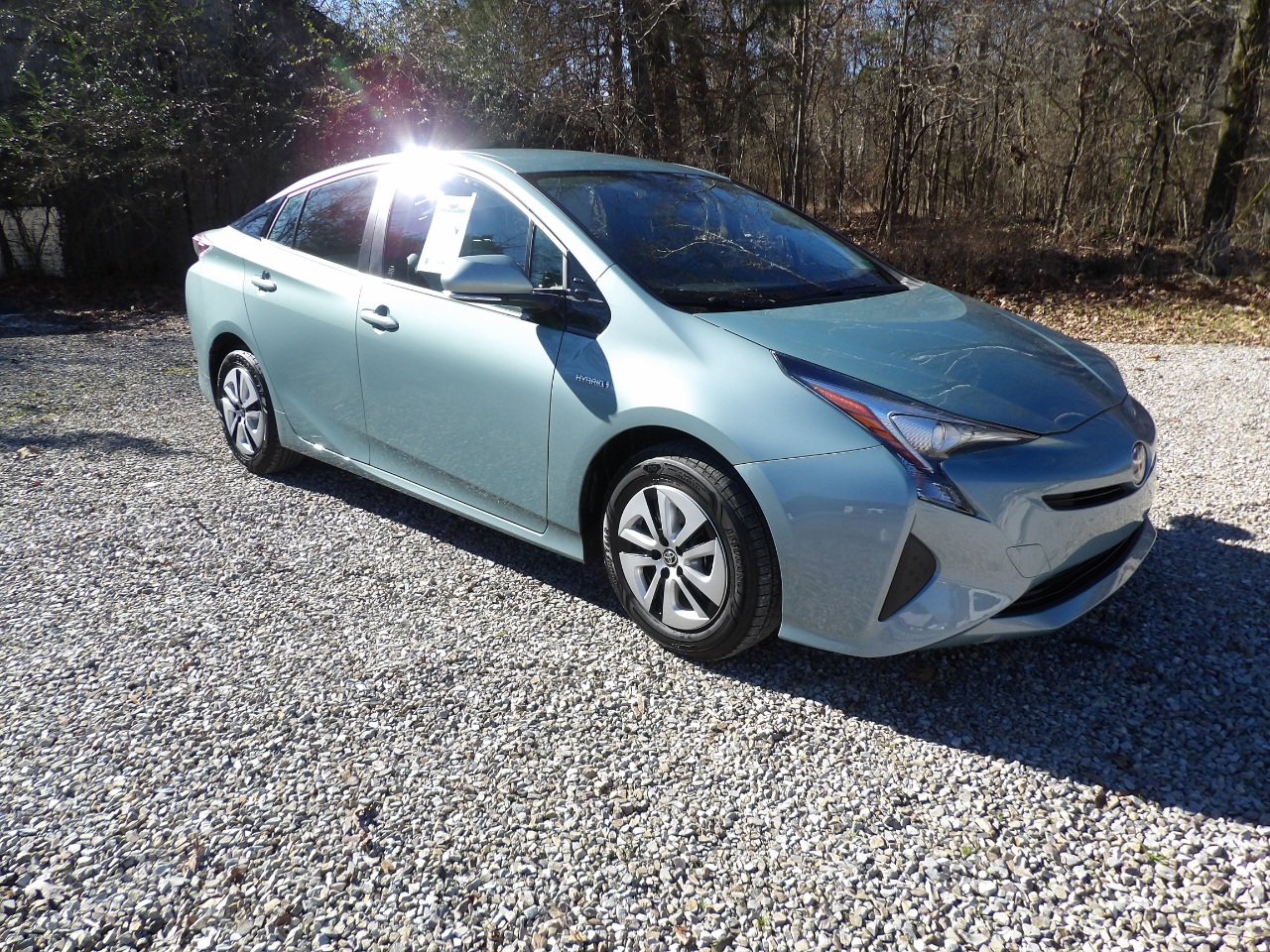 Toyota Prius Four (Natl) 2017