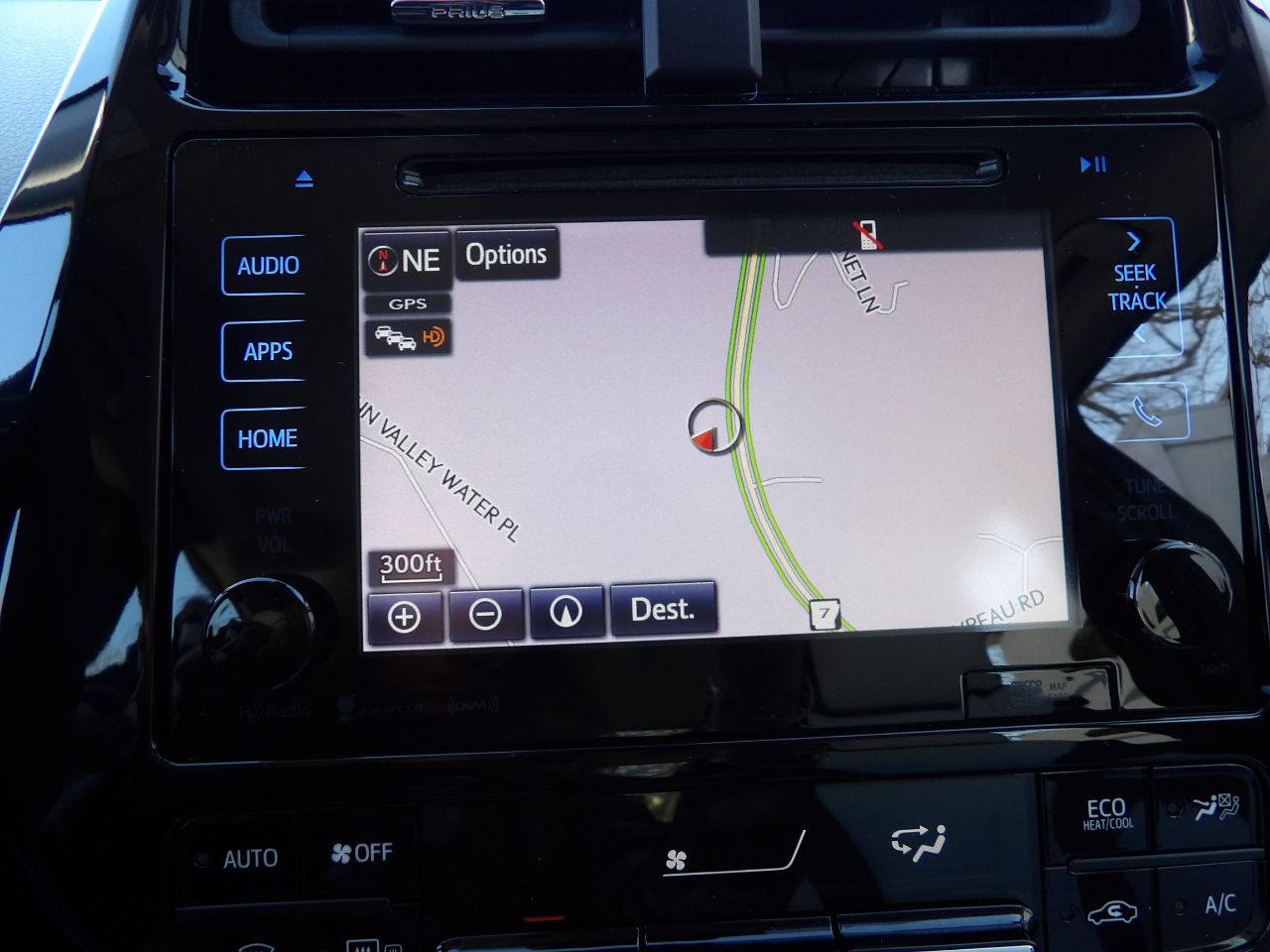 Toyota Prius Four (Natl) 2017