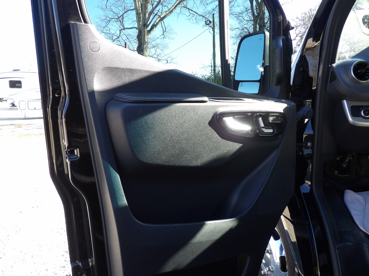 Mercedes-Benz Sprinter Cargo Van 3500XD High Roof V6 170" Extended RWD 2022