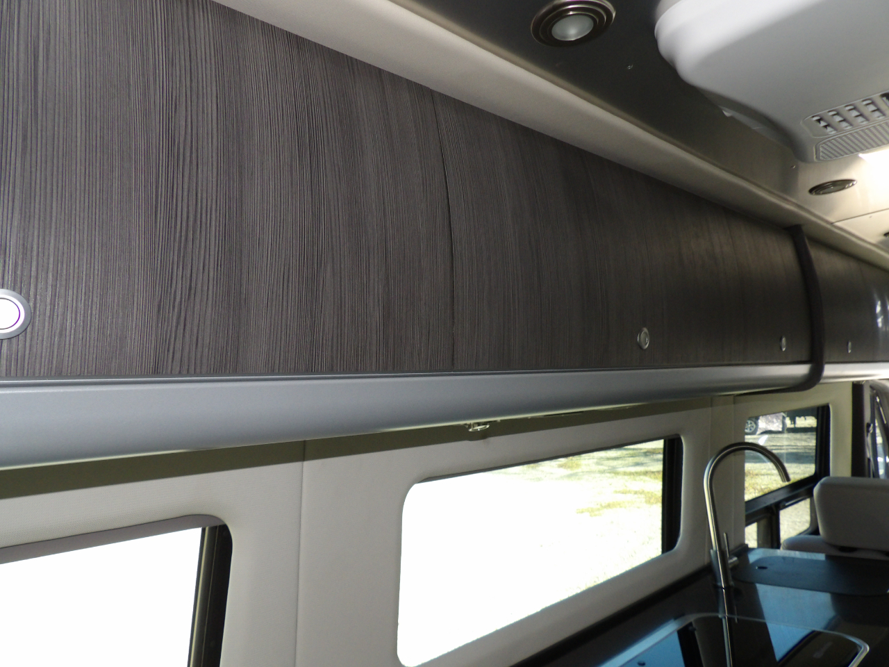 Mercedes-Benz Sprinter Cargo Van 3500XD High Roof V6 170" Extended RWD 2022