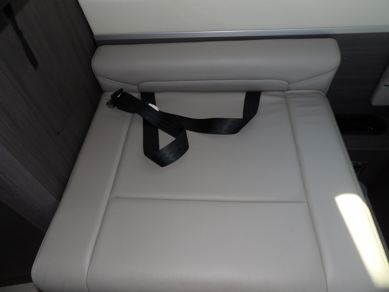 Mercedes-Benz Sprinter Cargo Van 3500XD High Roof V6 170" Extended RWD 2022