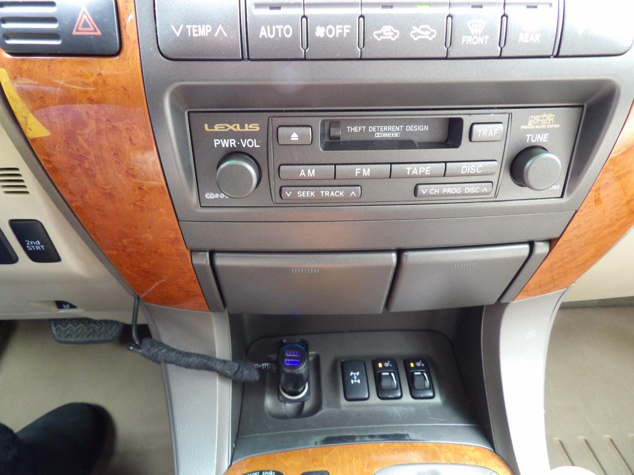 Lexus GX 470 4dr SUV 4WD 2004