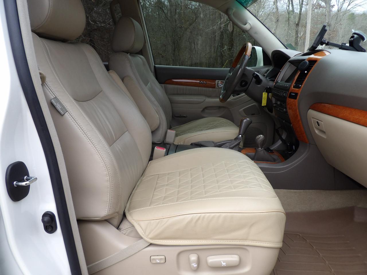 Lexus GX 470 4dr SUV 4WD 2004