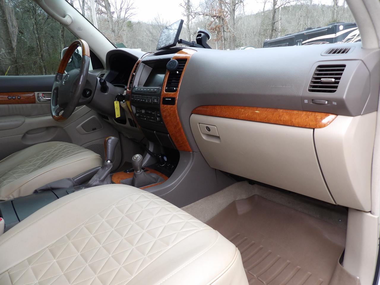 Lexus GX 470 4dr SUV 4WD 2004