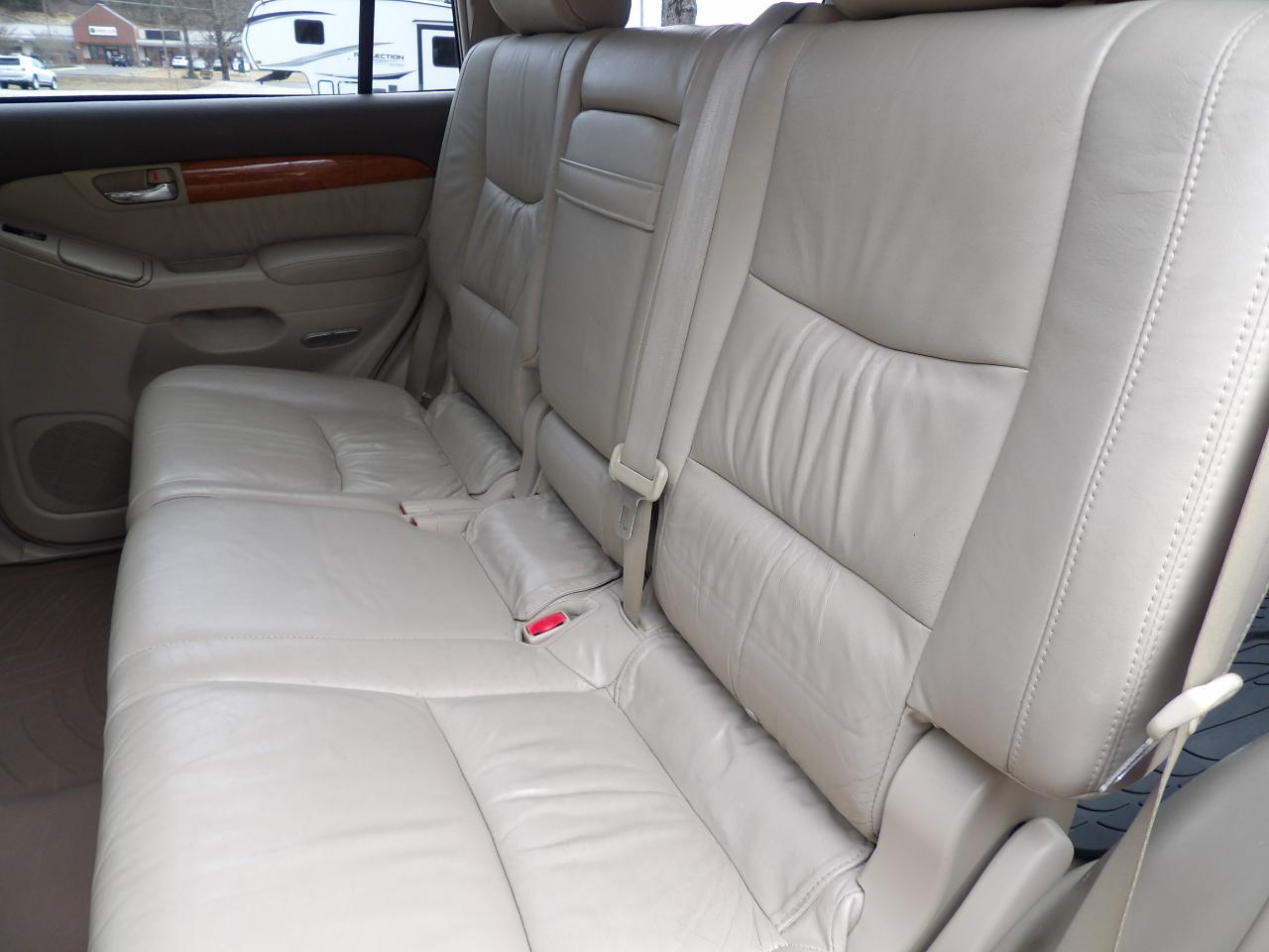 Lexus GX 470 4dr SUV 4WD 2004