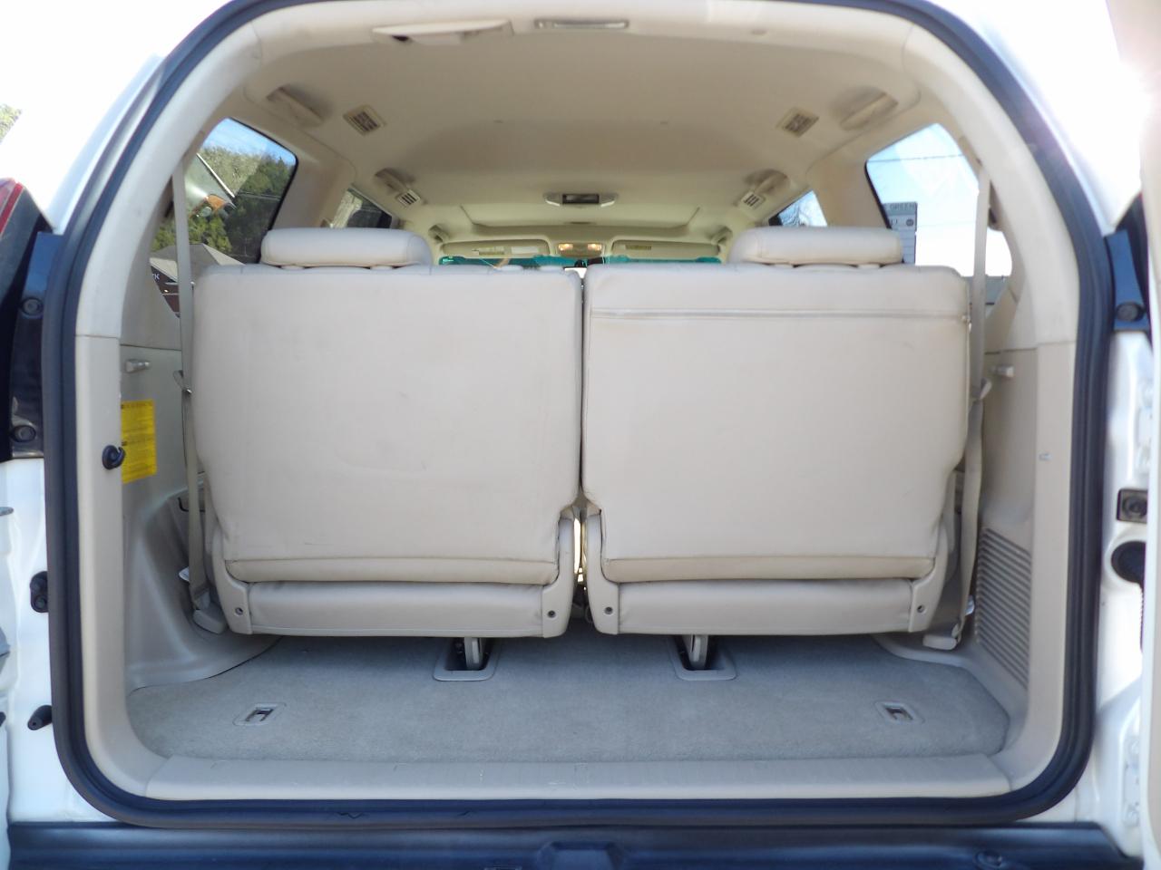 Lexus GX 470 4dr SUV 4WD 2004