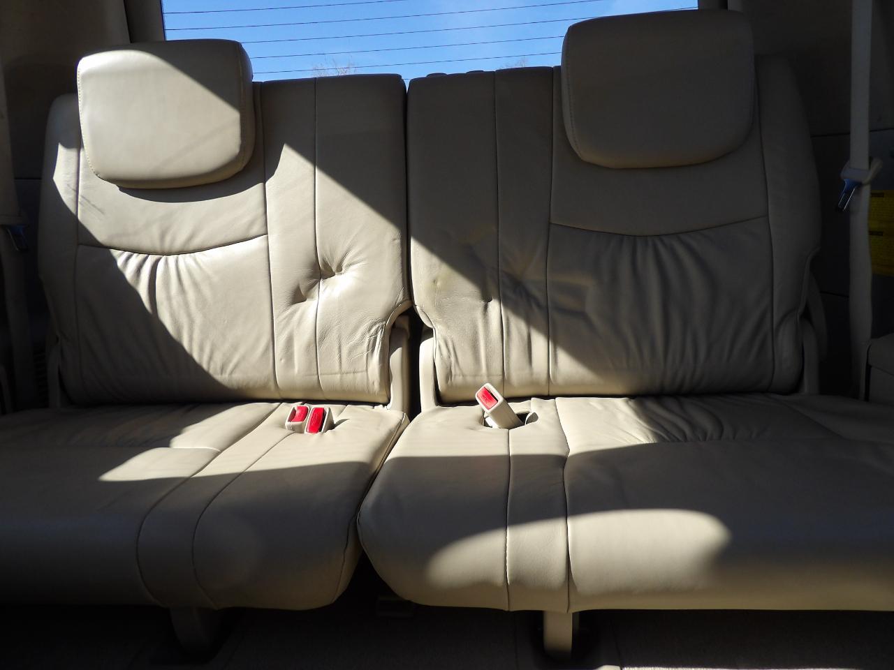 Lexus GX 470 4dr SUV 4WD 2004