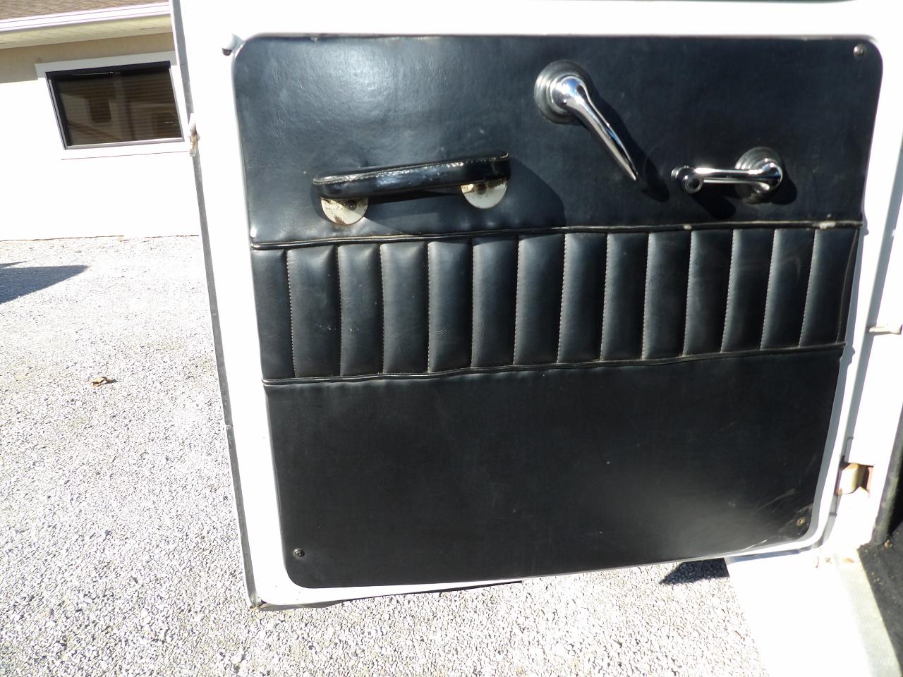 Willys Jeep Wagon  1962