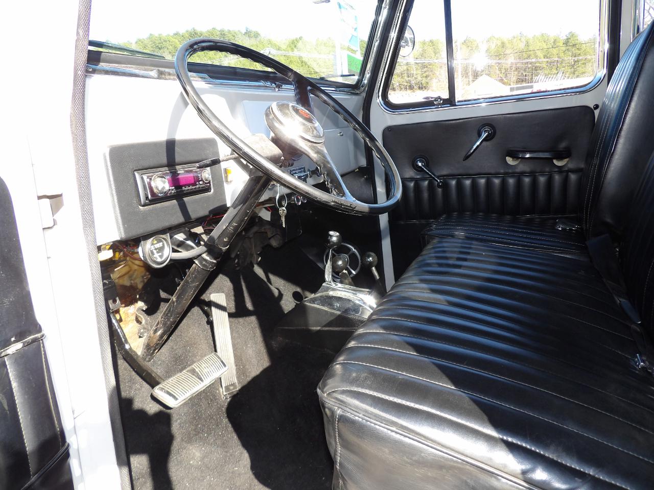 Willys Jeep Wagon  1962