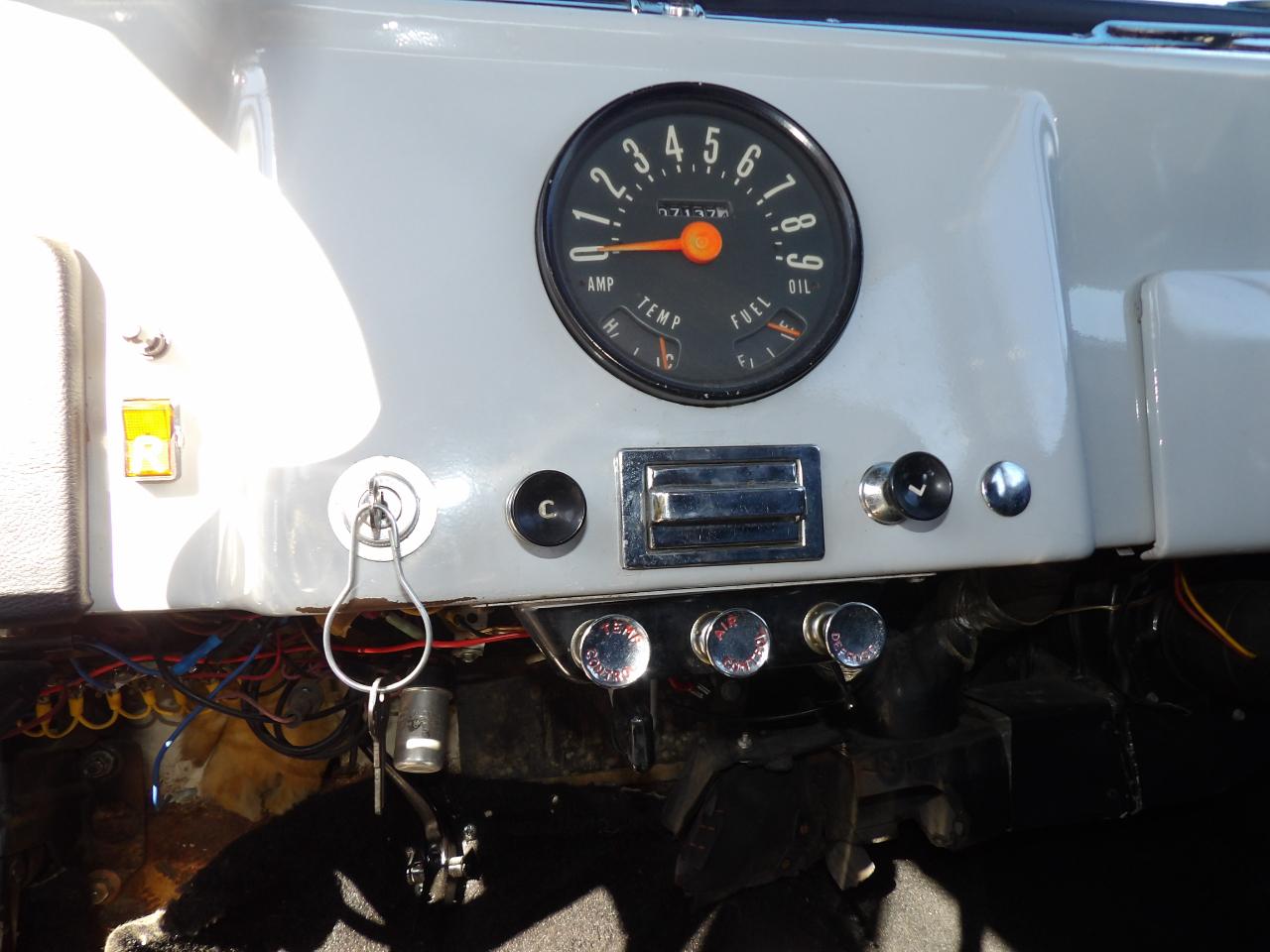 Willys Jeep Wagon  1962