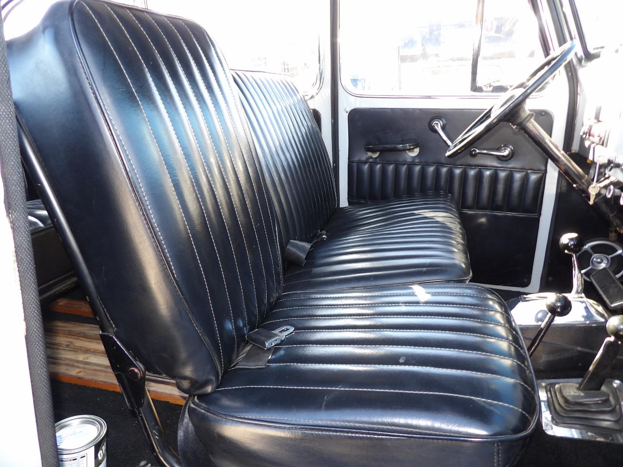 Willys Jeep Wagon  1962