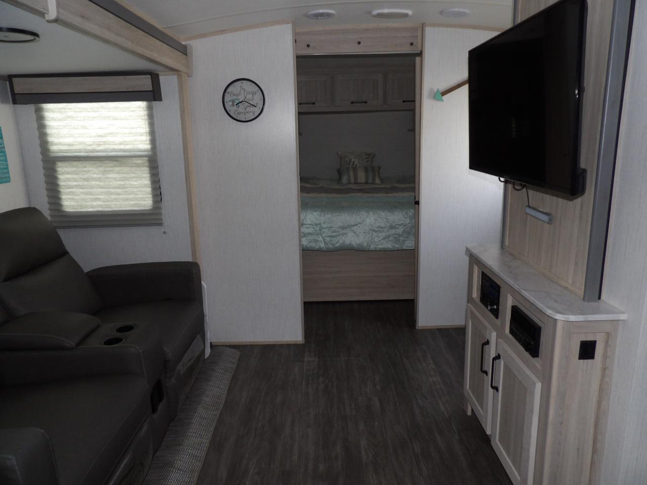 Twilight RVs SEL 2300  2022