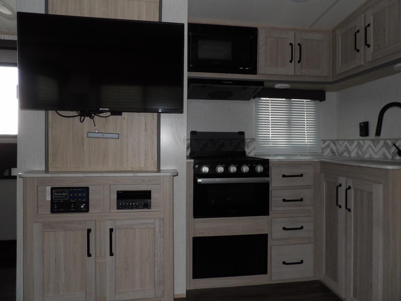 Twilight RVs SEL 2300  2022