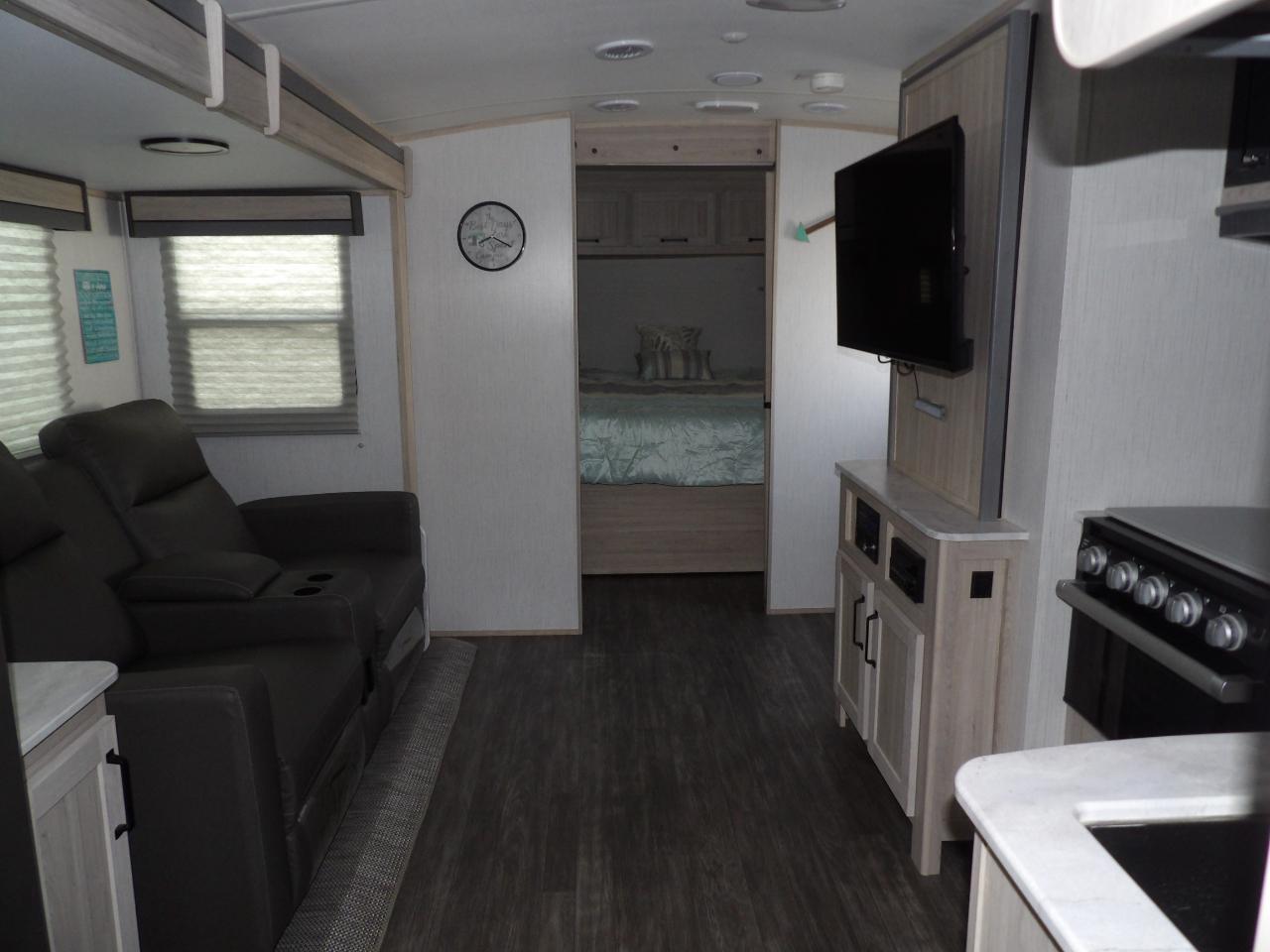 Twilight RVs SEL 2300  2022